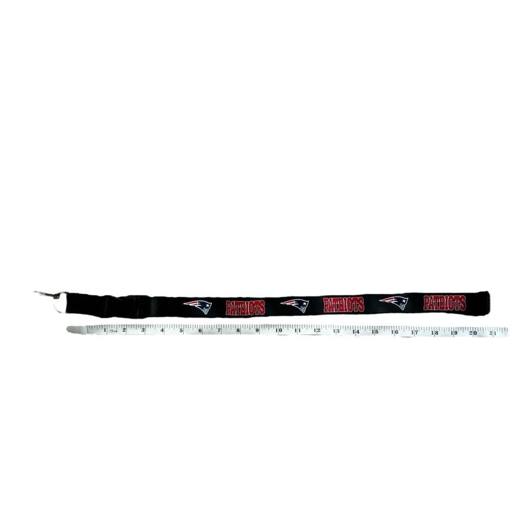 NFL New England Patriots Lanyard With Release Clip  Keychain